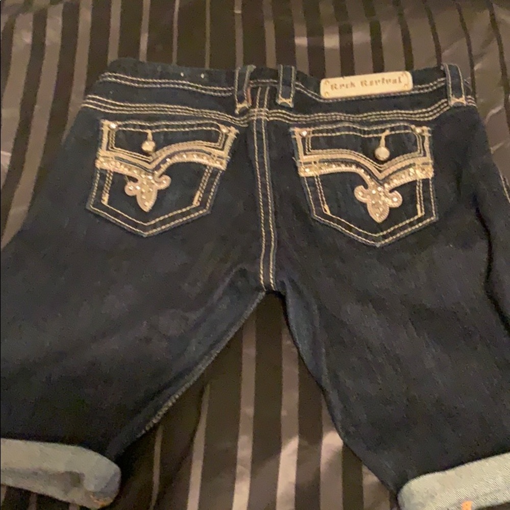 Blue Jean Rock Revival Bermuda Shorts size 30